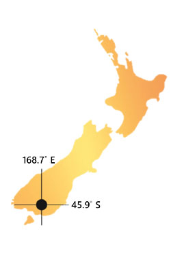 新西兰南岛南部南地大区艾萃鹿庄®新西兰红鹿的长白山